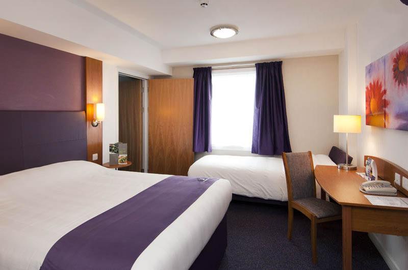 Premier Inn Chorley North Екстер'єр фото